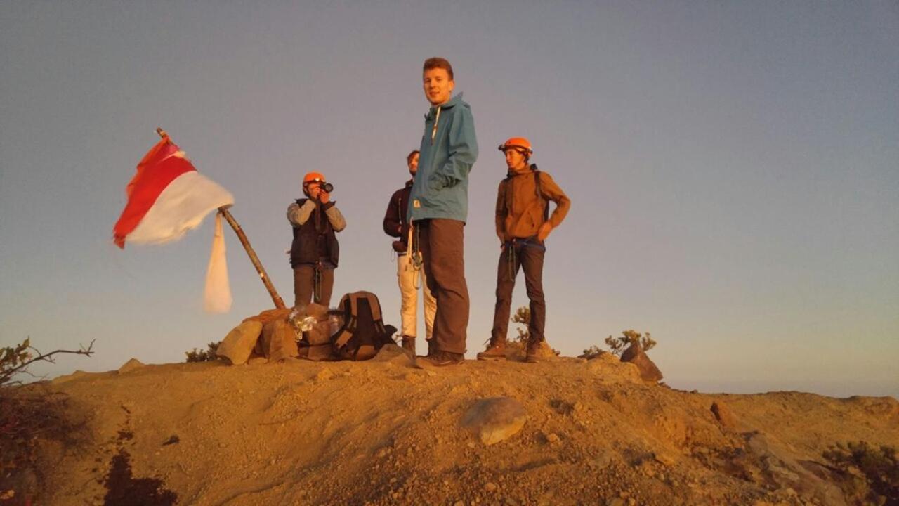 Thalia Homestay & Ijen Bromo Tour Banyuwangi  Exterior photo